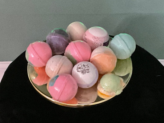 Shower Steamers and Bath Bombs